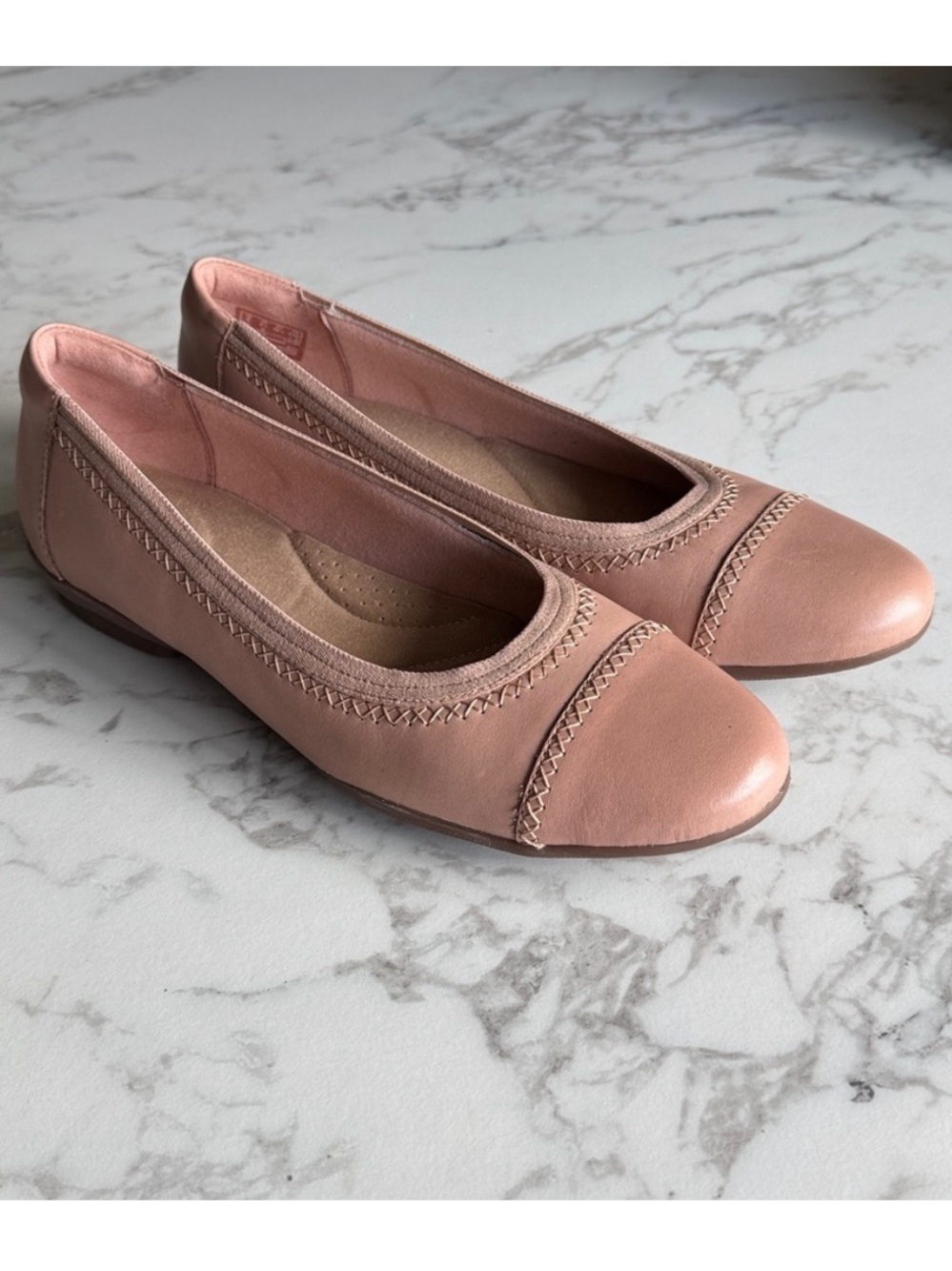 Clarks Blush Pink Leather Ballet 🩰 Flats